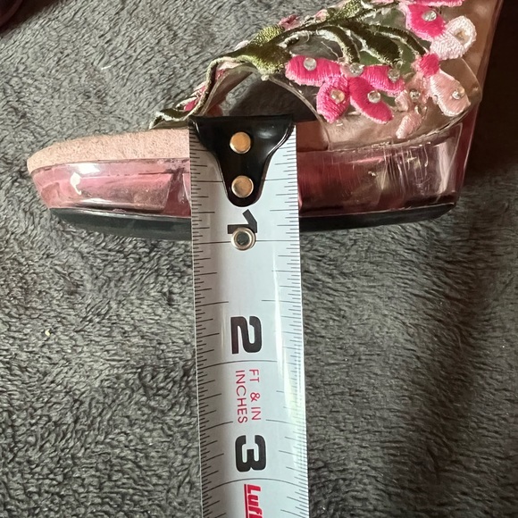 Ellie small platform heels pink flowers - Picture 7 of 7